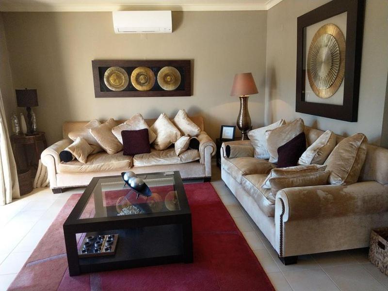 Stunning 3 Bed Villa With Pool- Golf Beach 부덴스 외부 사진